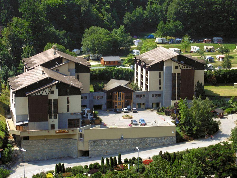 Aparthotel L'Atelier Du Reve Brides-les-Bains Exterior foto
